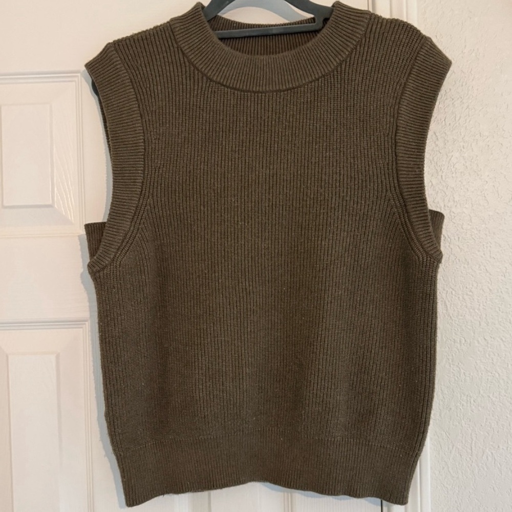 a new day Olive Sleeveless Knit Top
